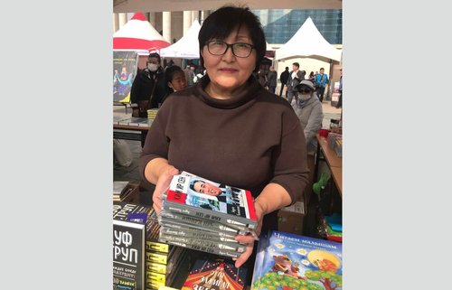 З.Ундрах: Дэлхийн болон Оросын сор бүтээлүүдийг түгээх нь сайхан ажил